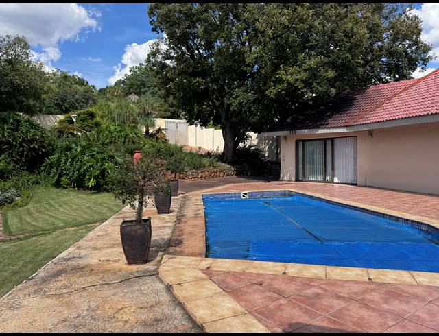 4 BEDROOM FREEHOLD FOR SALE IN WATERKLOOF RIDGE